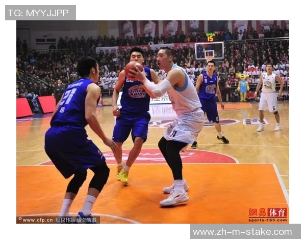 中国男篮迎战男丁格尔队全力以赴争取胜利展现团队精神与竞技风采